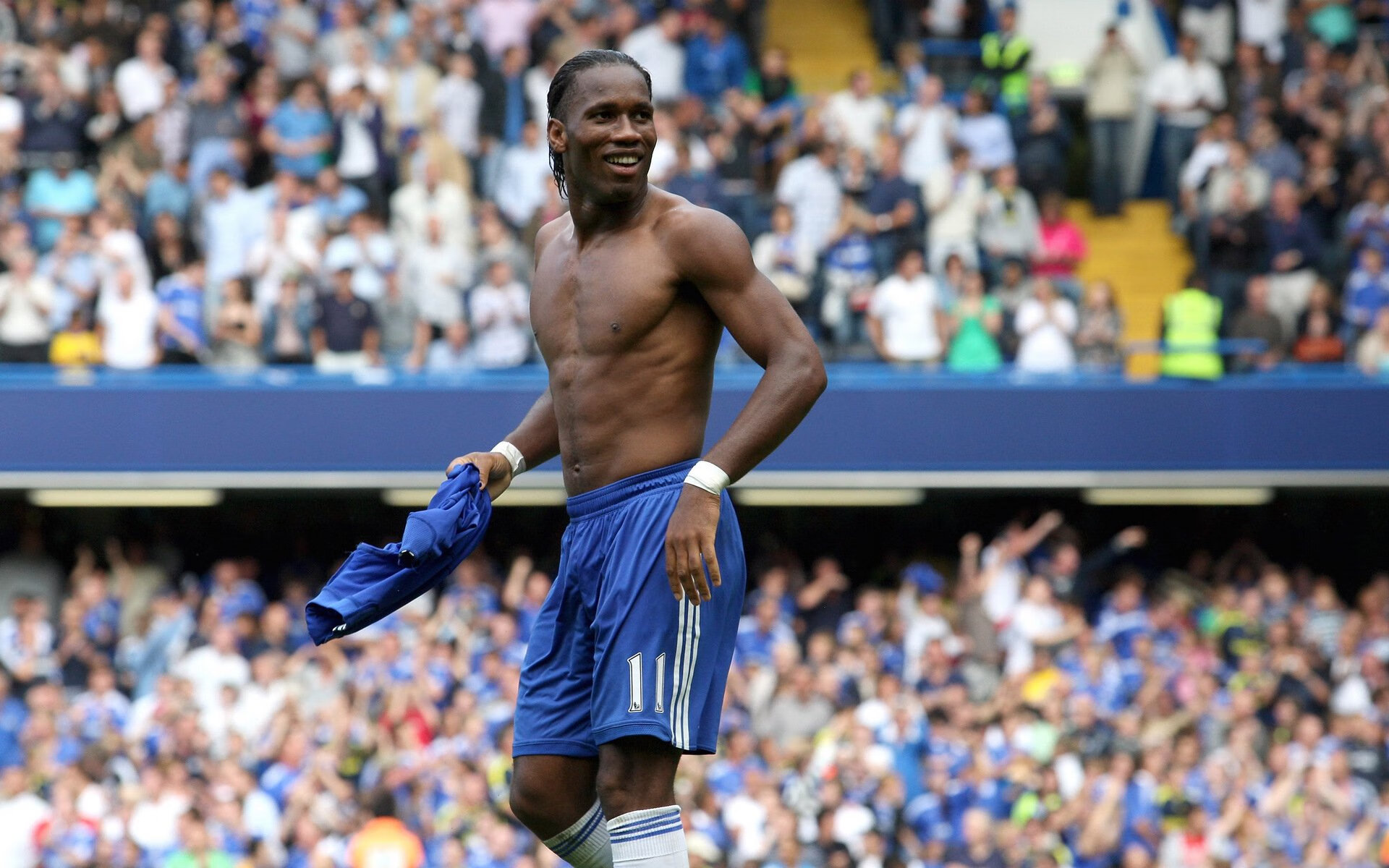 欧冠小组赛：巴萨末轮输球跌入欧联 哈维坦言“现实狠狠打脸”